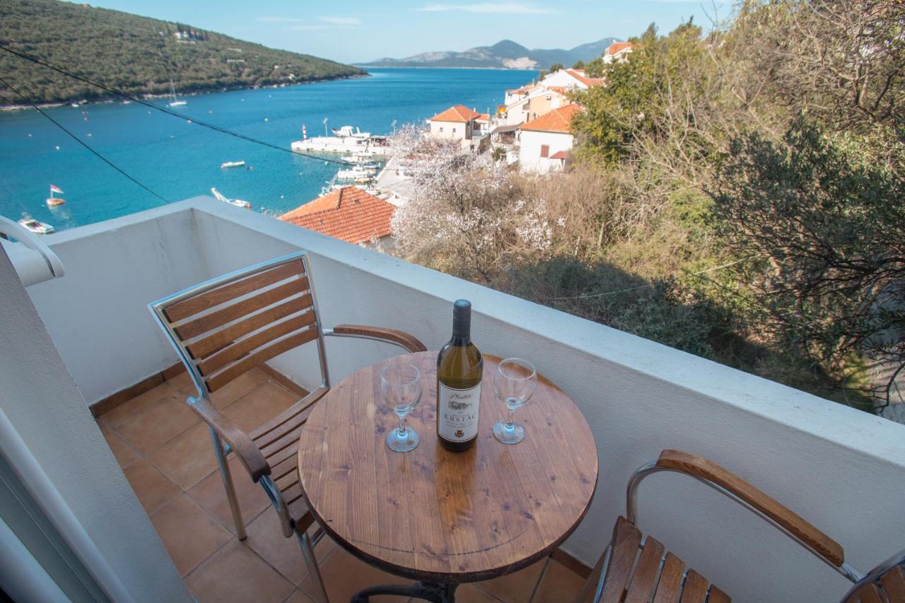 Apartments Vesna Tivat Ngoại thất bức ảnh