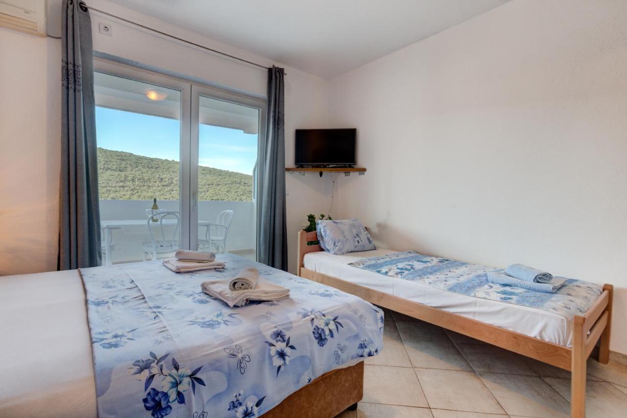 Apartments Vesna Tivat Ngoại thất bức ảnh