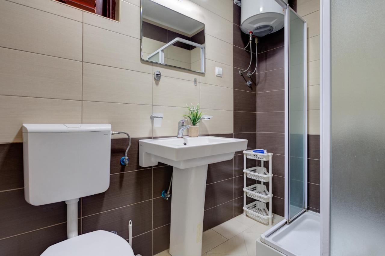 Apartments Vesna Tivat Ngoại thất bức ảnh
