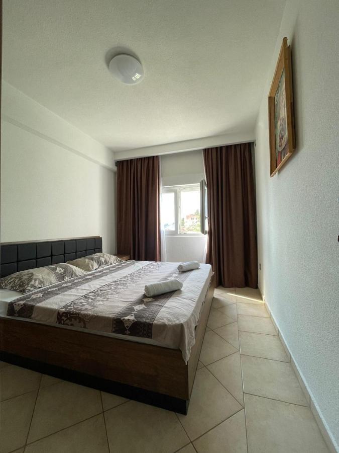 Apartments Vesna Tivat Ngoại thất bức ảnh