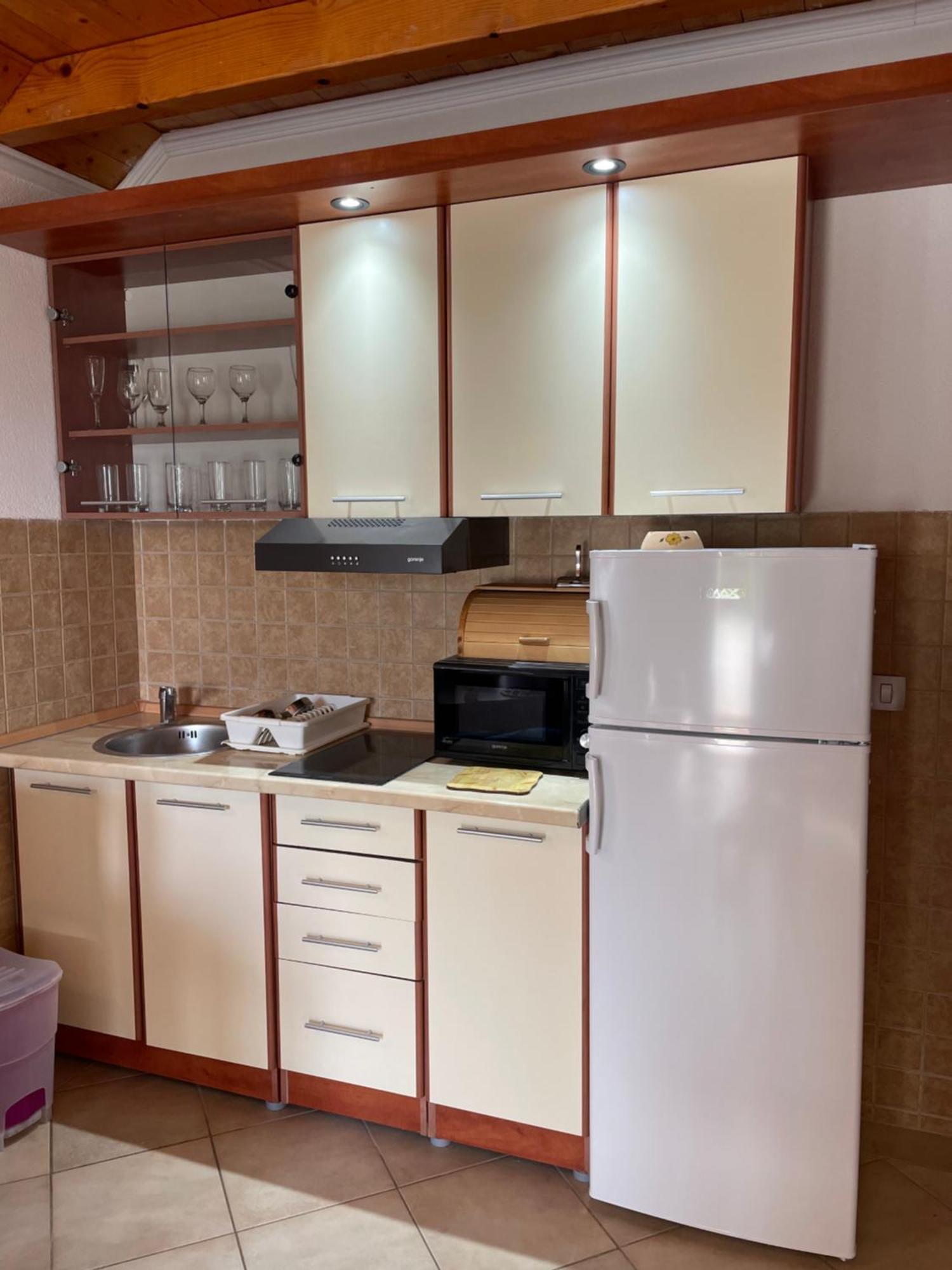 Apartments Vesna Tivat Ngoại thất bức ảnh