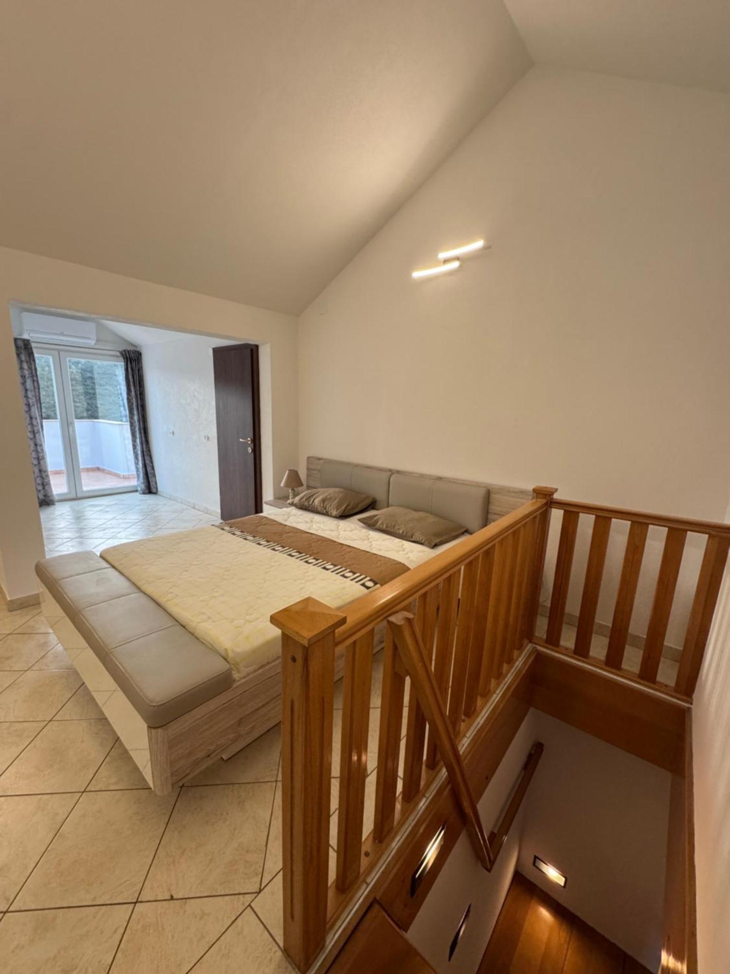 Apartments Vesna Tivat Ngoại thất bức ảnh